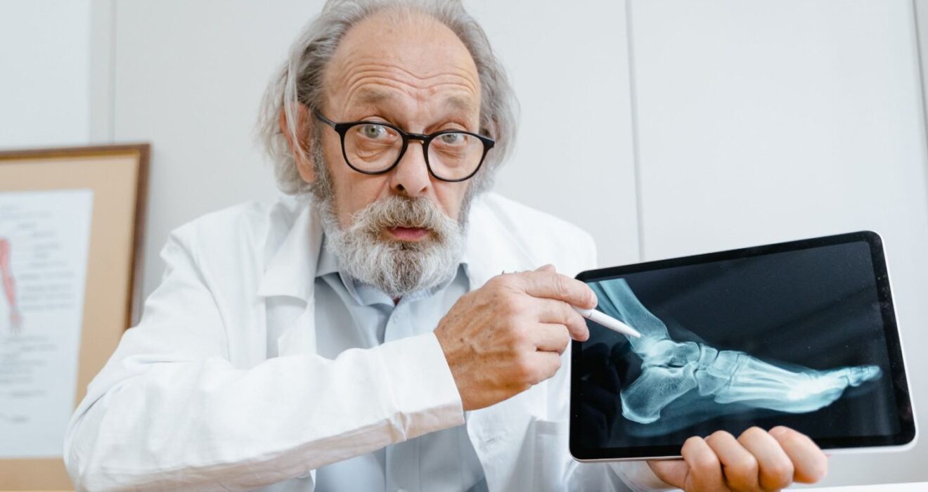 Osteoarthritis Doctor in Noida