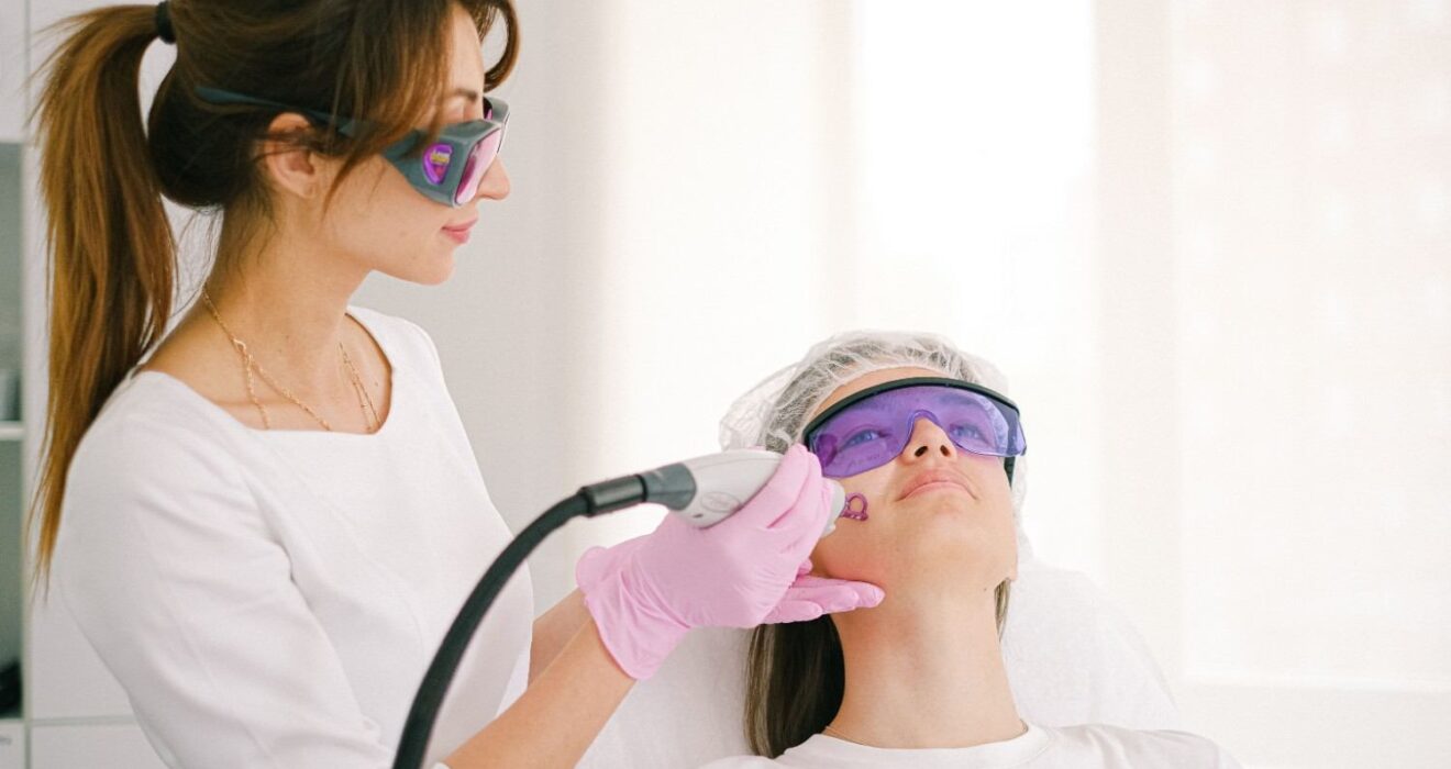 Dermatologist in Noida